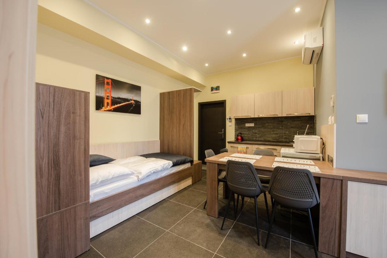 Apartments Danube Bratislava Exterior photo